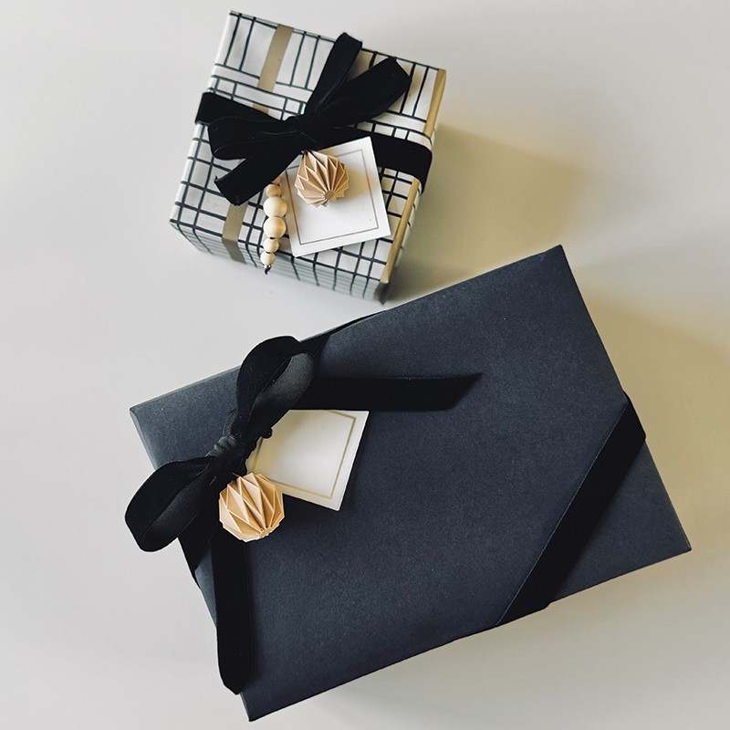 Holiday Gift Wrapping Workshop