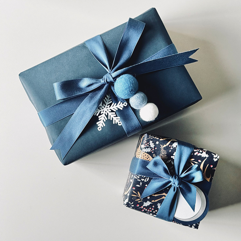 Holiday Gift Wrapping Workshop